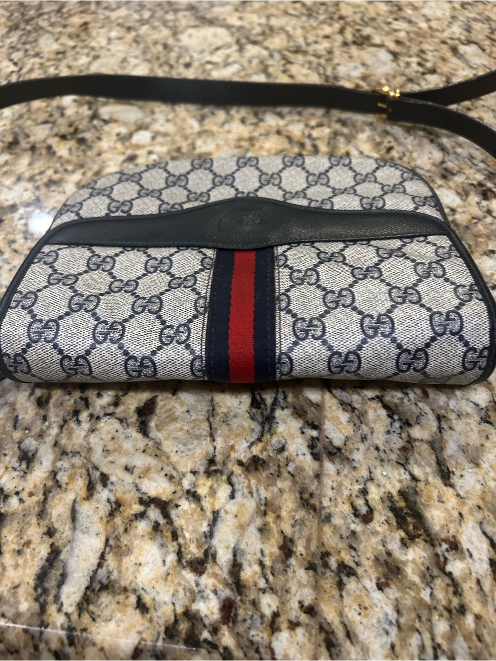 Gucci  Vintage GG Supreme Navy Sherry Crossbody Bag with coa - Picture 3 of 12